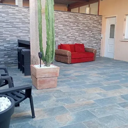 Apartament Perpignan Romantique Jacuzzi 66 *