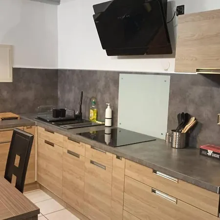 Apartament Perpignan Romantique Jacuzzi 66 *
